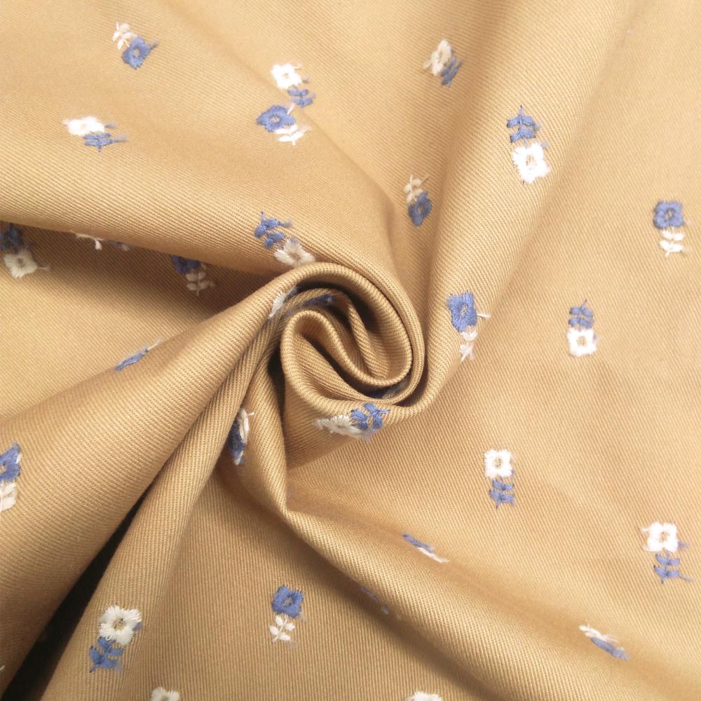 刺繡斜紋布小花